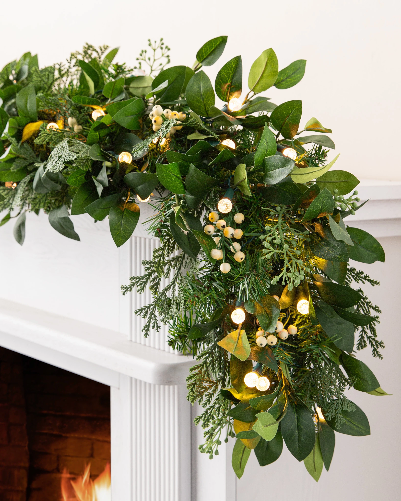 Outdoor White Berry Cypress Wreath